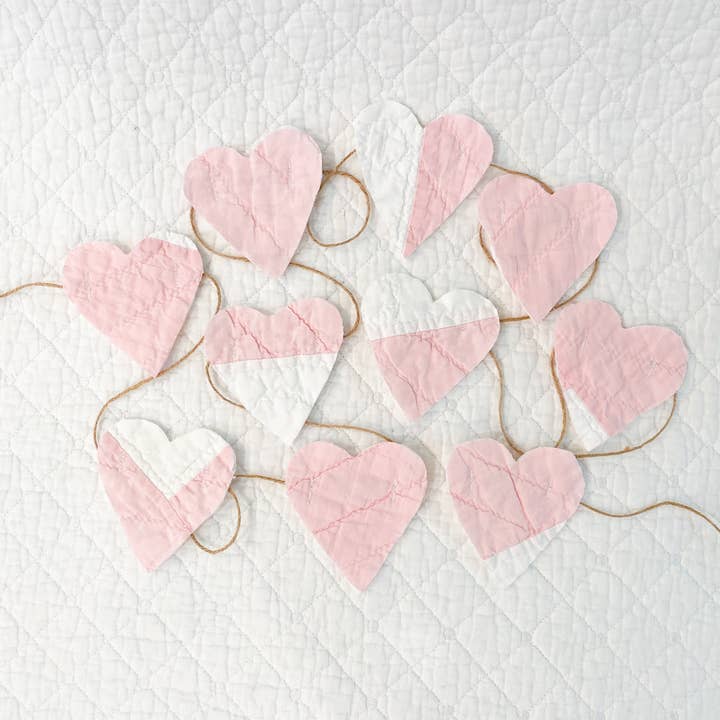Dellwood Designs - Wholesale Bunting/Garland - Vintage Quilt Heart Garland - Assorted Quilts2