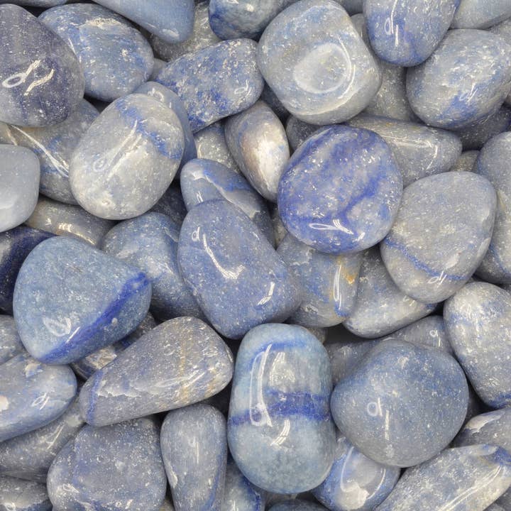 Tumlet blå kvarts - L - B Grade - Brasilien (1 lb) for engroshandel hos Fantasia Mining