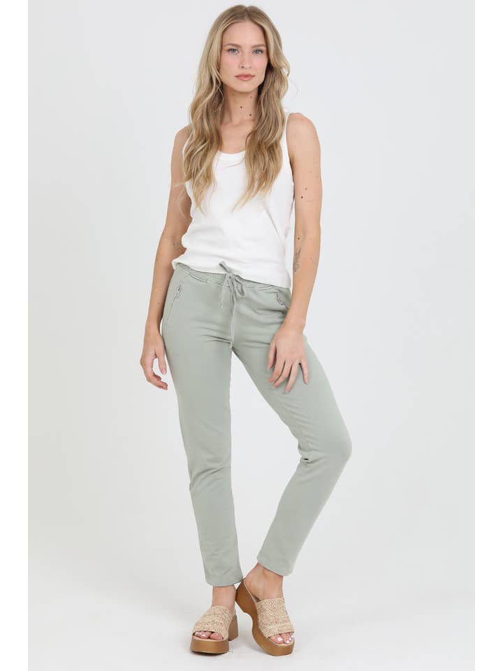 Nostalgia - Vente Pantalon d'intérieur/de jogging – femme - JOGG DE JOGGING EN TISSU ÉPONGE NP746-ASIS AVEC LIEN À NOUER SUR LE DEVANT ET POCHE ZIPPÉE47