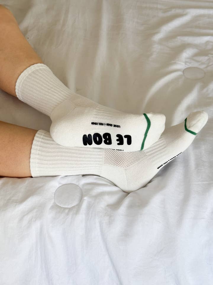 Hugger Socks (wholesale) for wholesale by Le Bon Shoppe