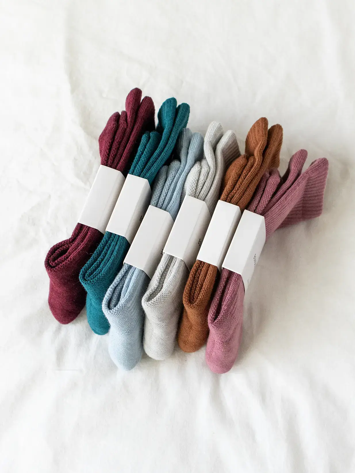 Bondoodle - Wholesale Socks - Women's - Women’s Ribbed Crew Sock Set (6-Pack) — Save 20%2