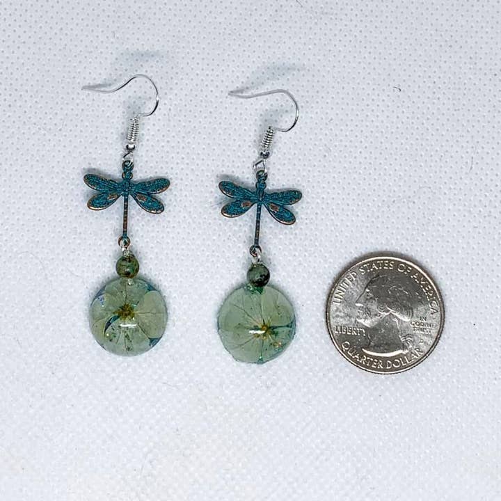 Vivian Treasury - Wholesale Dangle Earrings - Real Hydrangea Dragonfly Earrings3