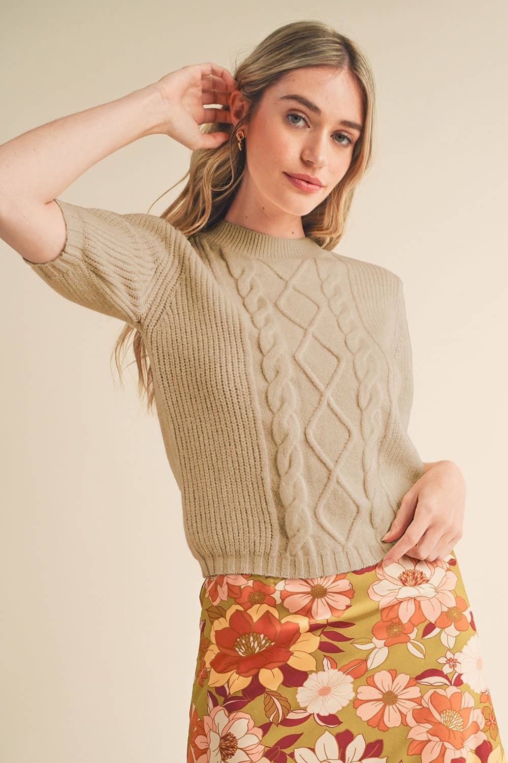 &MERCI - Wholesale Knit Sweater - Women's - CABLE KNIT SHORT PUFF SLEEVE SWEATER MSW104010