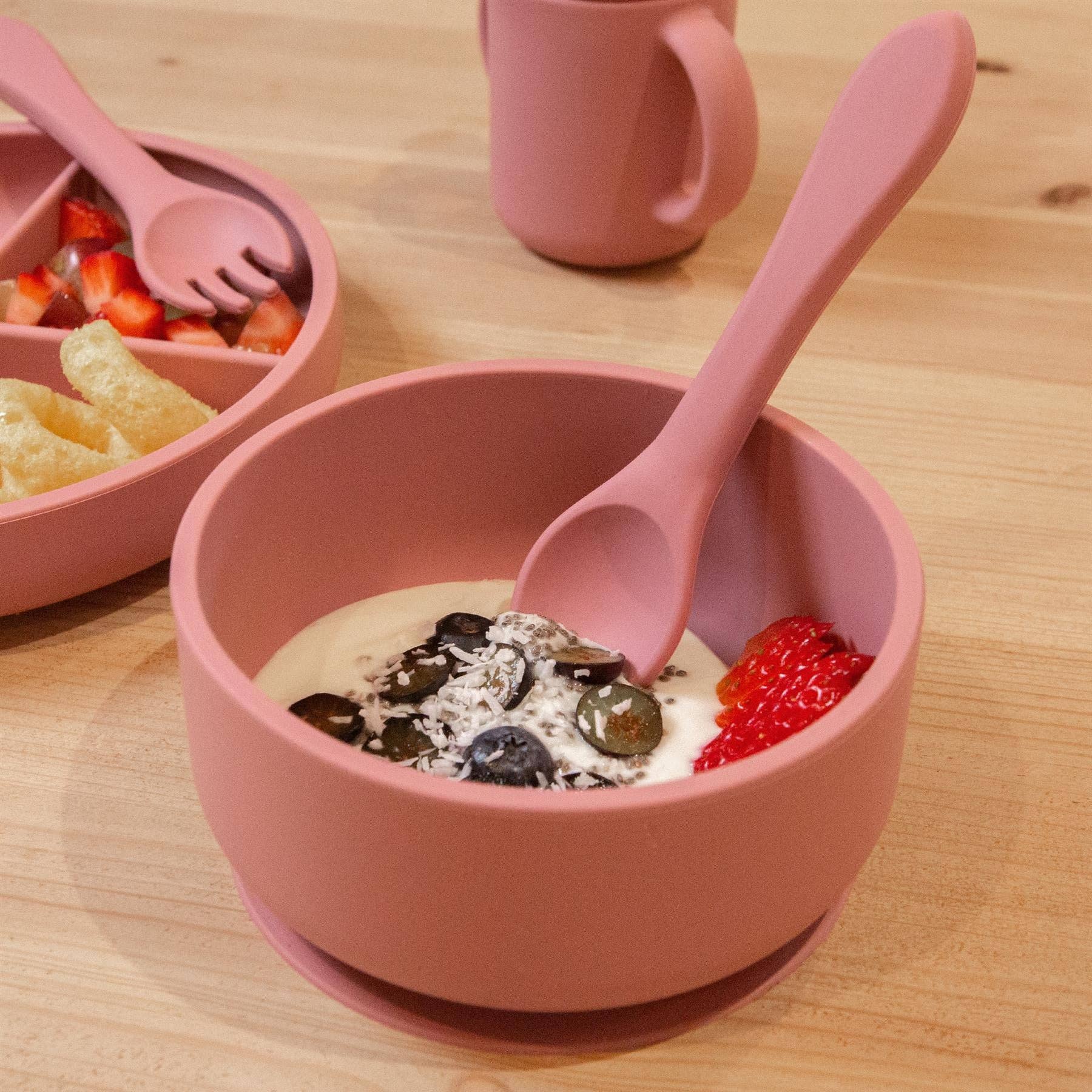 Rinkit Ltd - Wholesale Bowl - Kids & Baby - Baby Silicone Suction Bowl with Lid - By Tiny Dining13