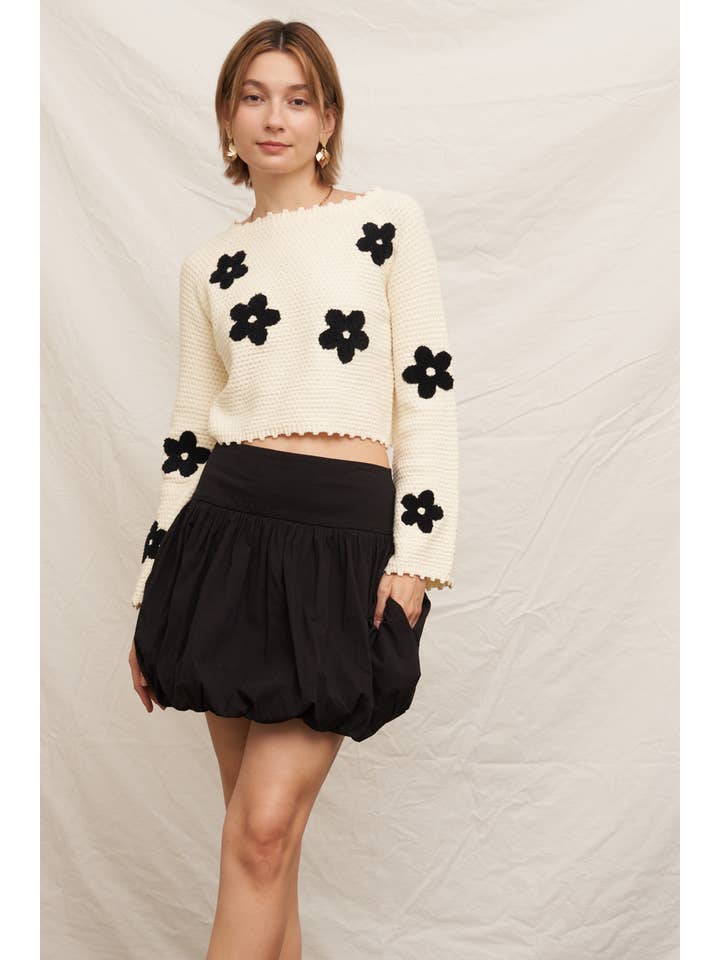 Cream Black Cropped Floral Pattern Knit Sweater  for wholesale on Faire5