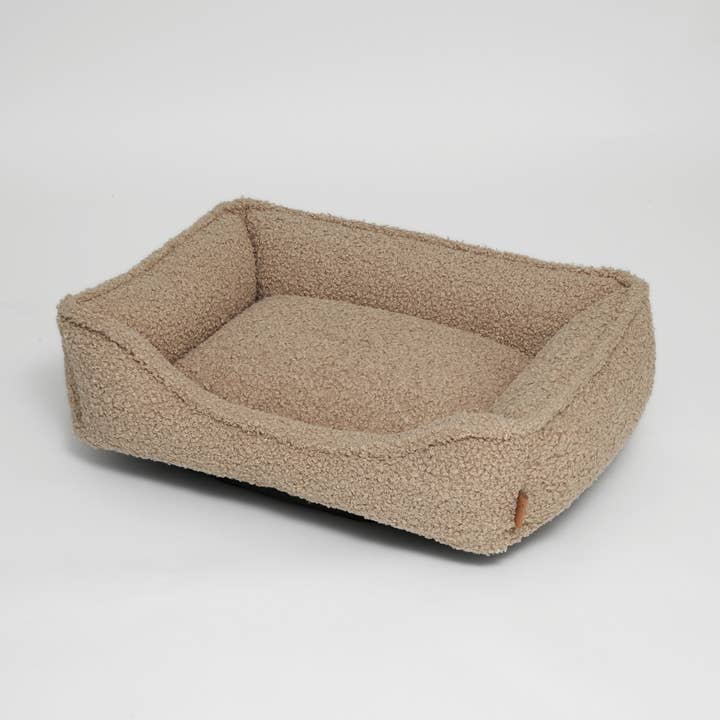 Tora Dog Bed | Sand Curly for wholesale by Staey