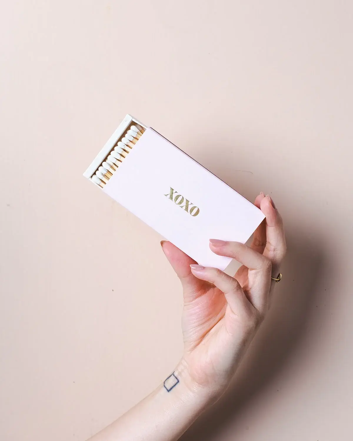 Brooklyn Candle Studio - Wholesale Matches - Statement Matches - XOXO/Pink2