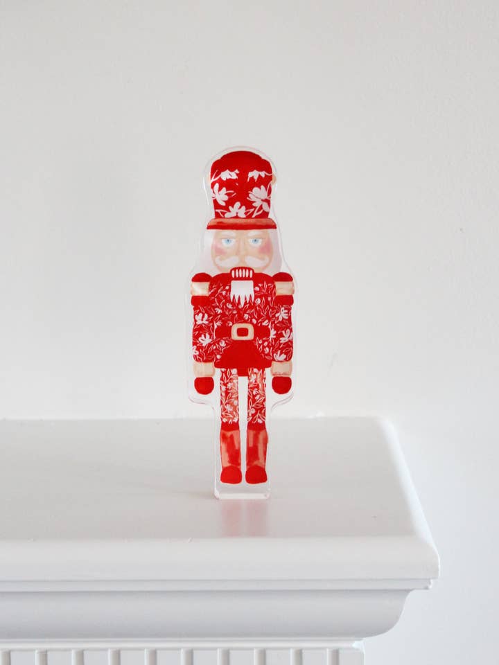 Roter Nussknacker Acrylregal für den Großhandel von Dallis Foshee Art & Design, LLC