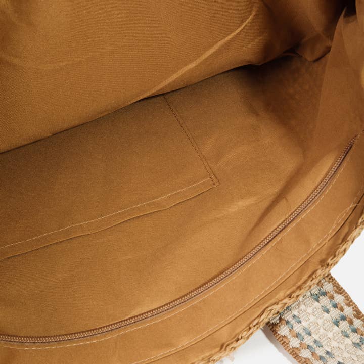 Collections by Fame Accessories - Wholesale Draagtas - Dames - Tas van gebreid stro met geborduurde band2