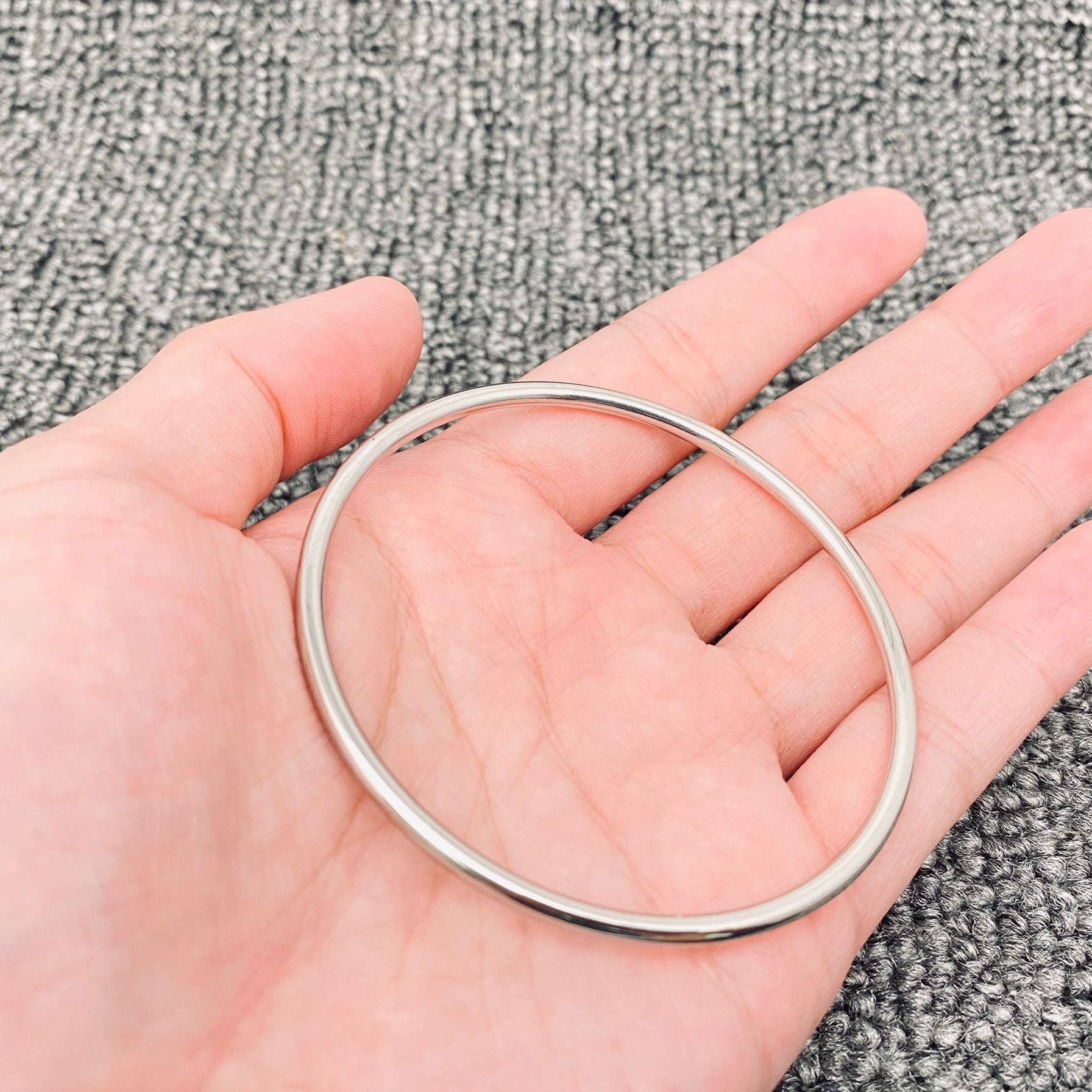 Mio Queena – wholesale Bangle bracelet – 5 Sizes 3 Colors Optional 3mm Stainless Circle Bangle - FGS1