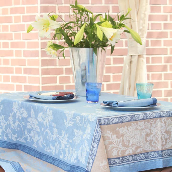 100% linen jacquard tablecloth-French motive-blue-white-gold und andere Ergebnisse für tischdecke französischer im Großhandel. Kostenlose Rücksendungen und 60-Tage-Zahlungsziel auf Faire im Trend auf Faire.