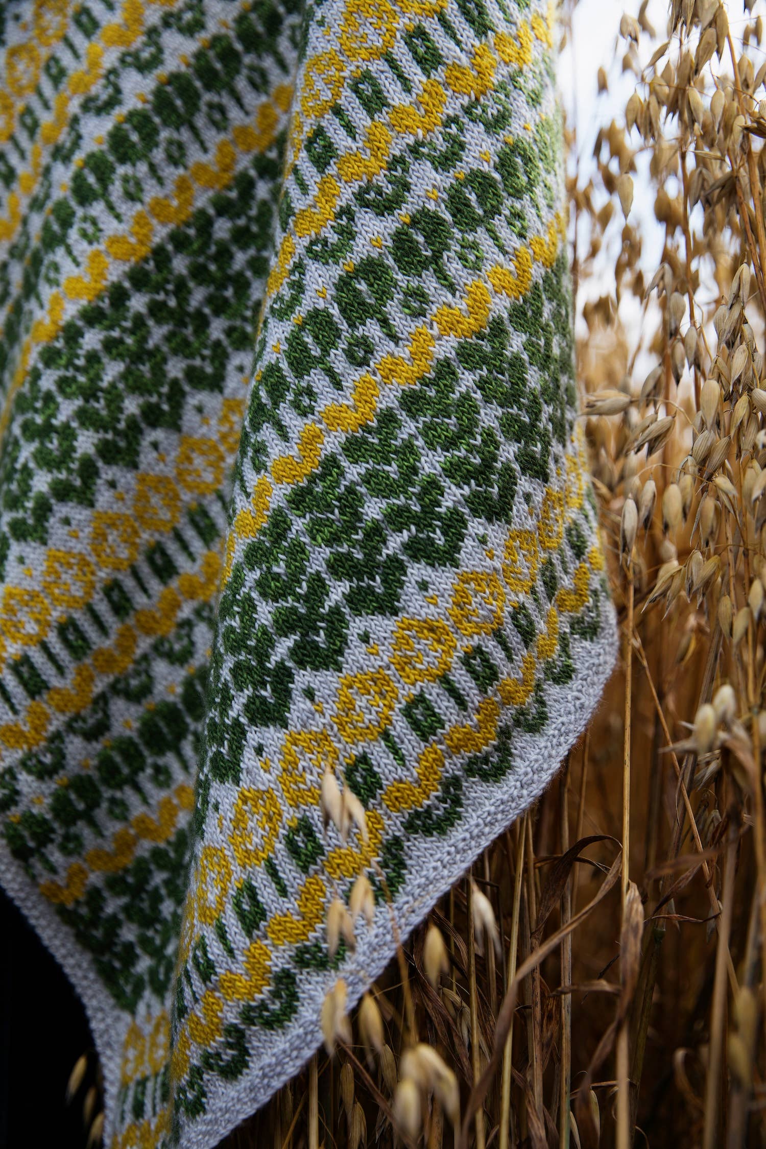 Laine Publishing – Engroshandel Bog om håndværk, hobbyer og gør-det-selv – Cultivate: Strik naturens skønhed5