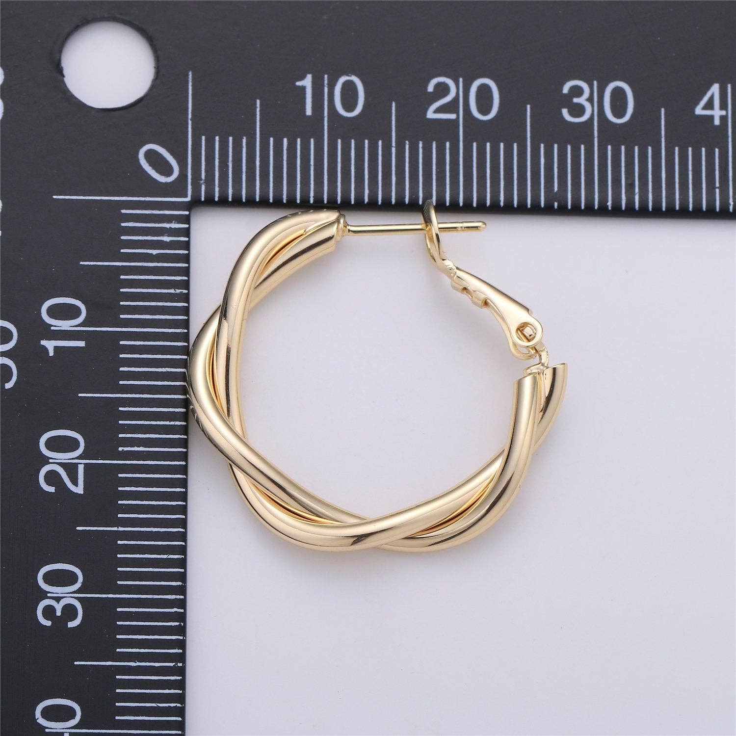 Aim Eternal - Wholesale Hoop Earrings - Dainty Gold Hoop Earring- Twisted Hoop Earring - Thin Earrin1