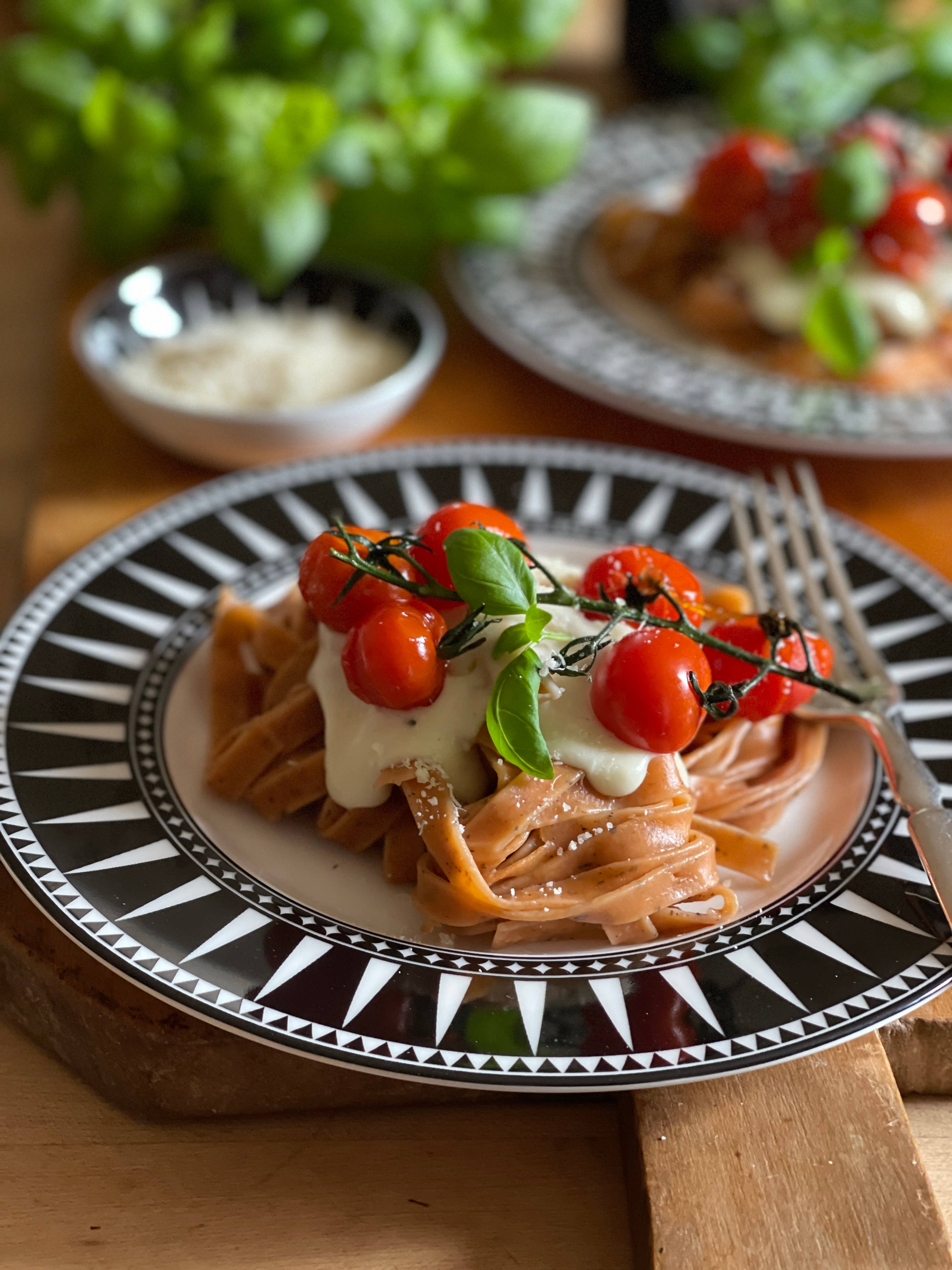 Valente Pasta - Wholesale Pasta - Tomato Basil Fettuccine2