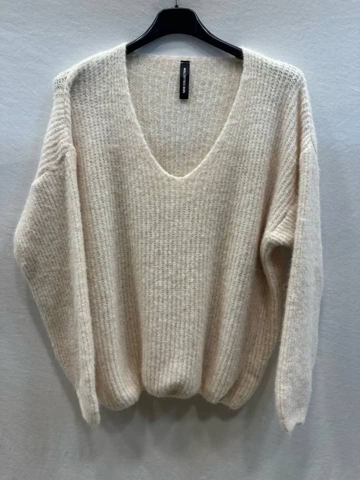 Mimi & Gogo - Wholesale Knit Sweater - Women's - Thick Alpaca V-Neck Sweater @33771_PuCoteletAlpaga8