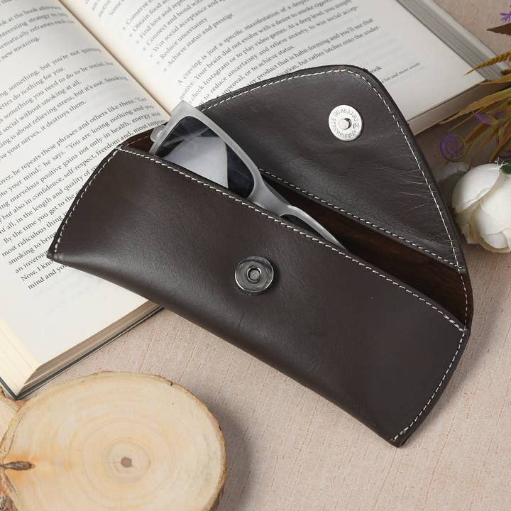 Brown Guard Leather Sunglass Case for wholesale by Classy Leather Bags