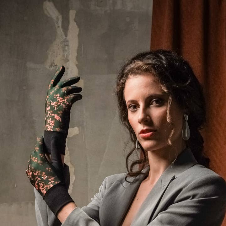 FST le french studio - Wholesale Gloves - Women's - Women's microfiber gloves MAYA0