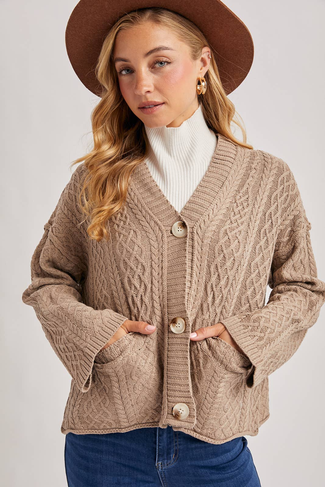 Bluivy - Wholesale Cardigan - Women's - BUTTON DOWN CABLE KNIT SWEATER V-NECK CARDIGAN9