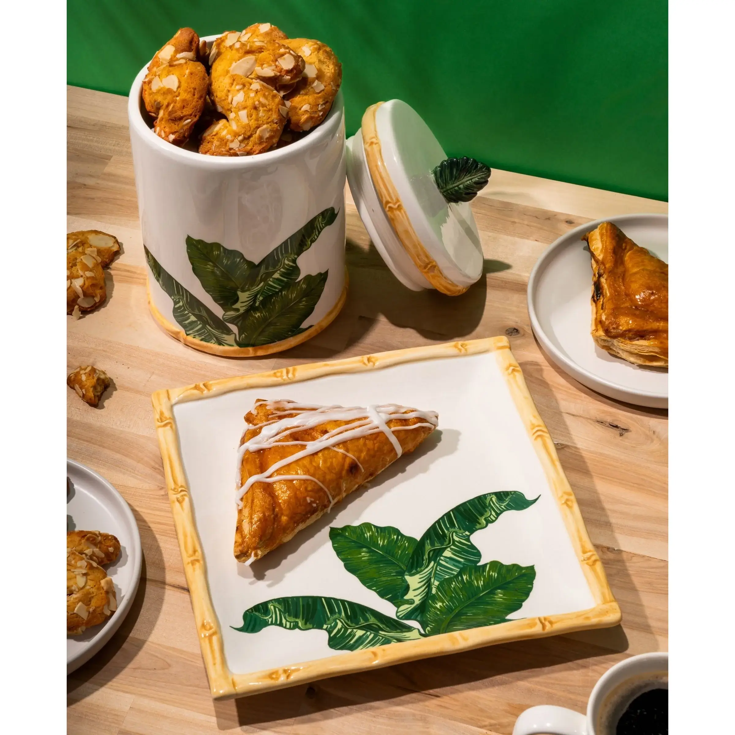 Wholesale Jill Zarin Palm Beach Storage Canister for your store