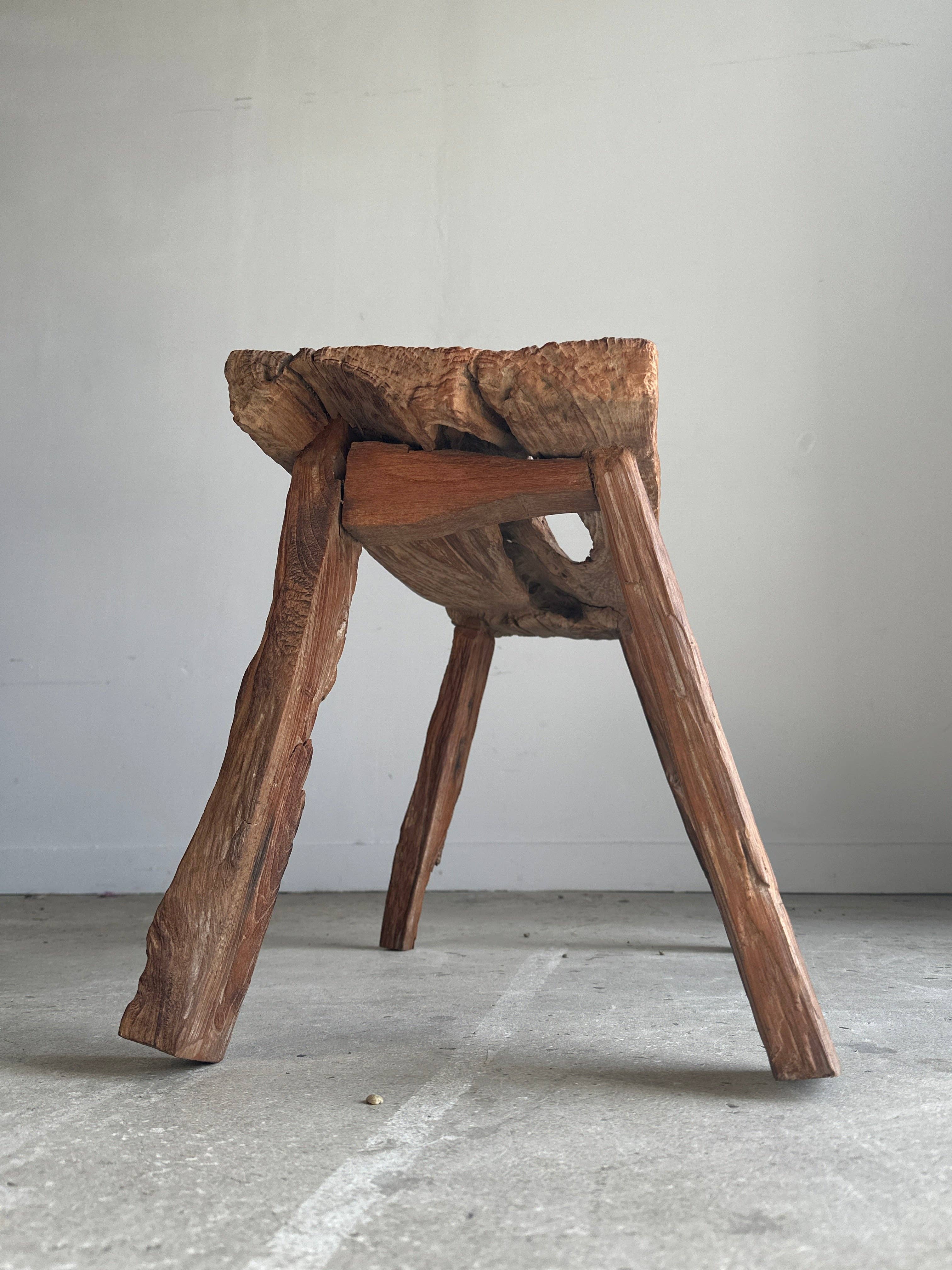 Office Objets - Wholesale Bench - Small organic bench in upcycled Asian teak quadripod openwork seat - Matahari10