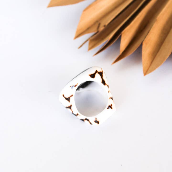 Bali Queen - Wholesale Cocktail/Statement Ring - Bali Shell Rings14