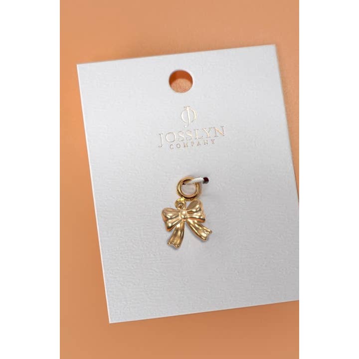 JOSSLYN by wall to wall – Großhandel Individueller Charm/Anhänger – CLUSTER-ANHÄNGER — ANHÄNGER AUS TITANSTAHL ODER MESSING | 40CM1001