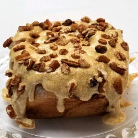 Cinnamom Bakery 6oz Pumpkin Pecan Cinnamon Roll for wholesale by Cinnamom