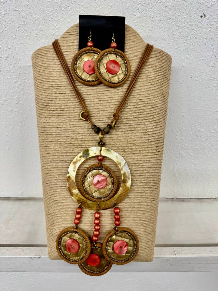 4 STRANDS BROWN WAX ADJUSTABLE CORD WITH MOP ROUND NATURAL S for wholesale by International Duru's