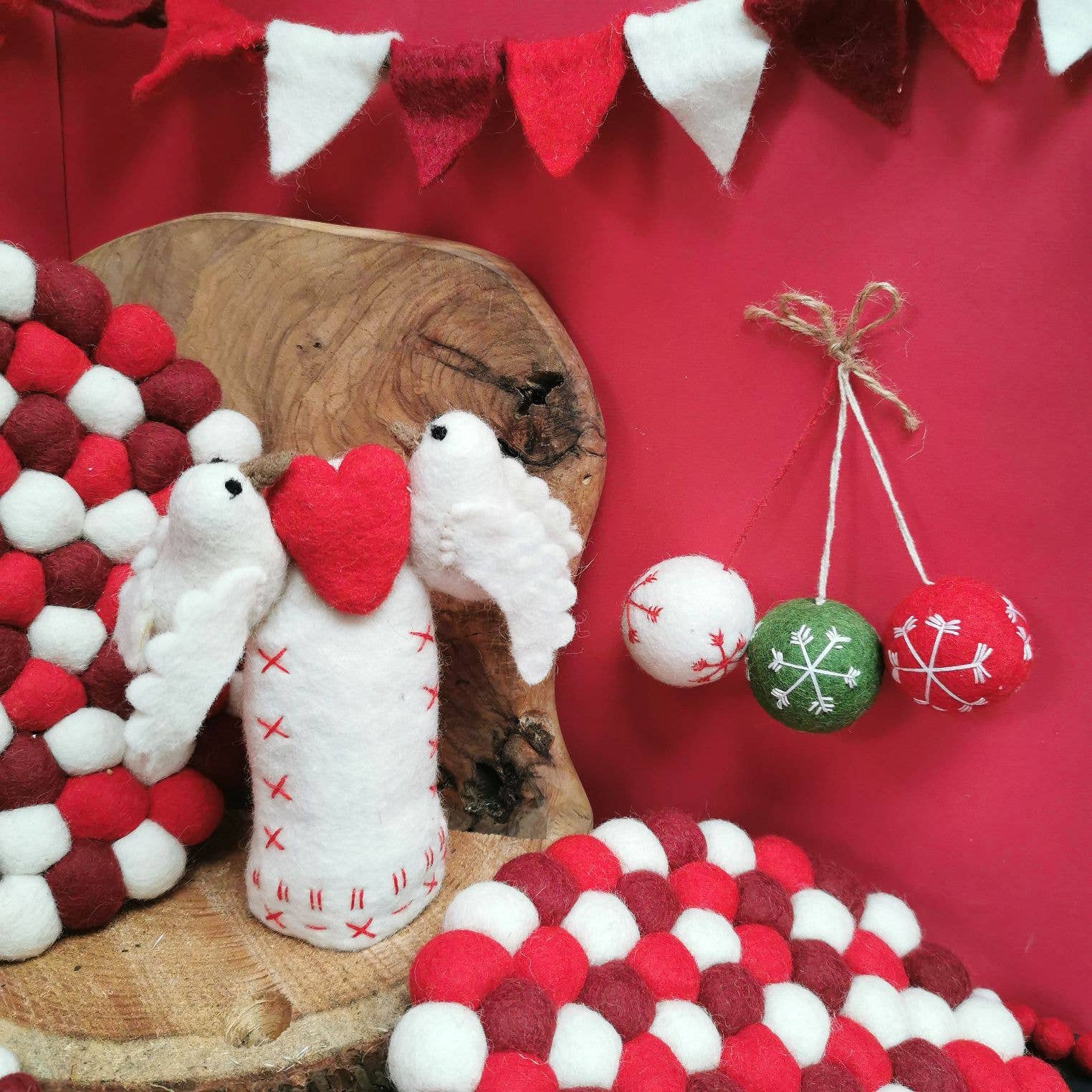 Felt So Good – wholesale Julstjärna – Handgjord filt Härlig Dove Christmas Tree Topper3