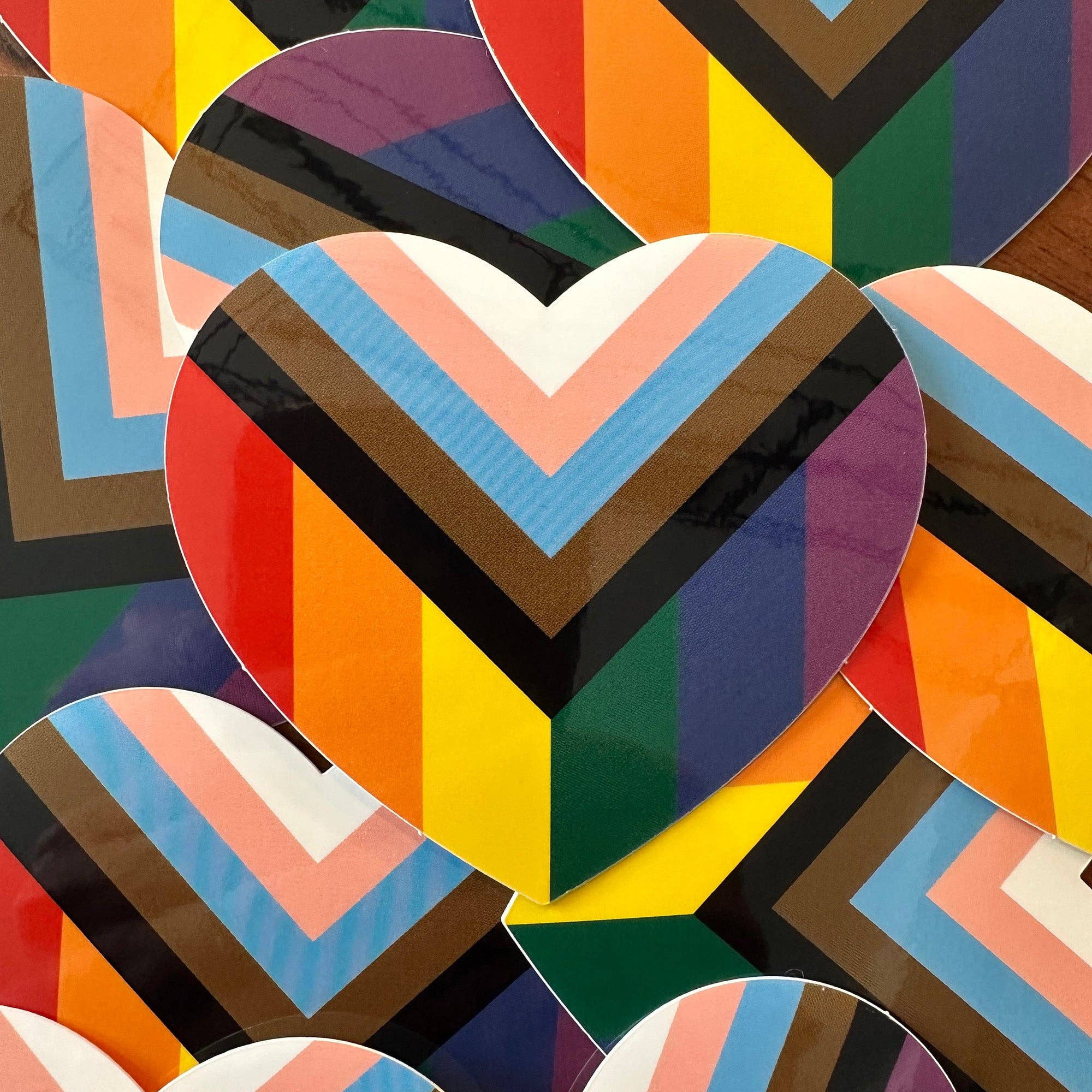 KP General Store – wholesale Klistermärke – Pride hjärta dek1