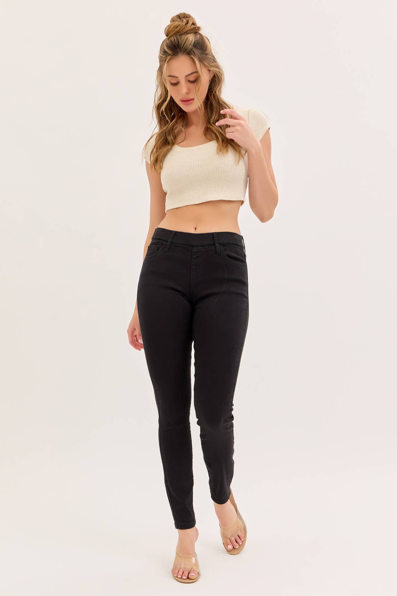 Cello Jeans - Wholesale Pants - Women's - Mid Rise Pull On Crop Skinny with Rolled Hem [AB76535BLK]3