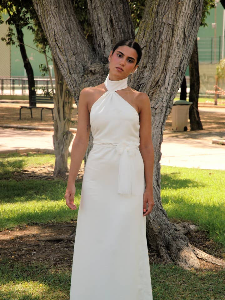 Weißes Kleid Juliana für den Großhandel von Bombon Spain - MIlagros Pedregal