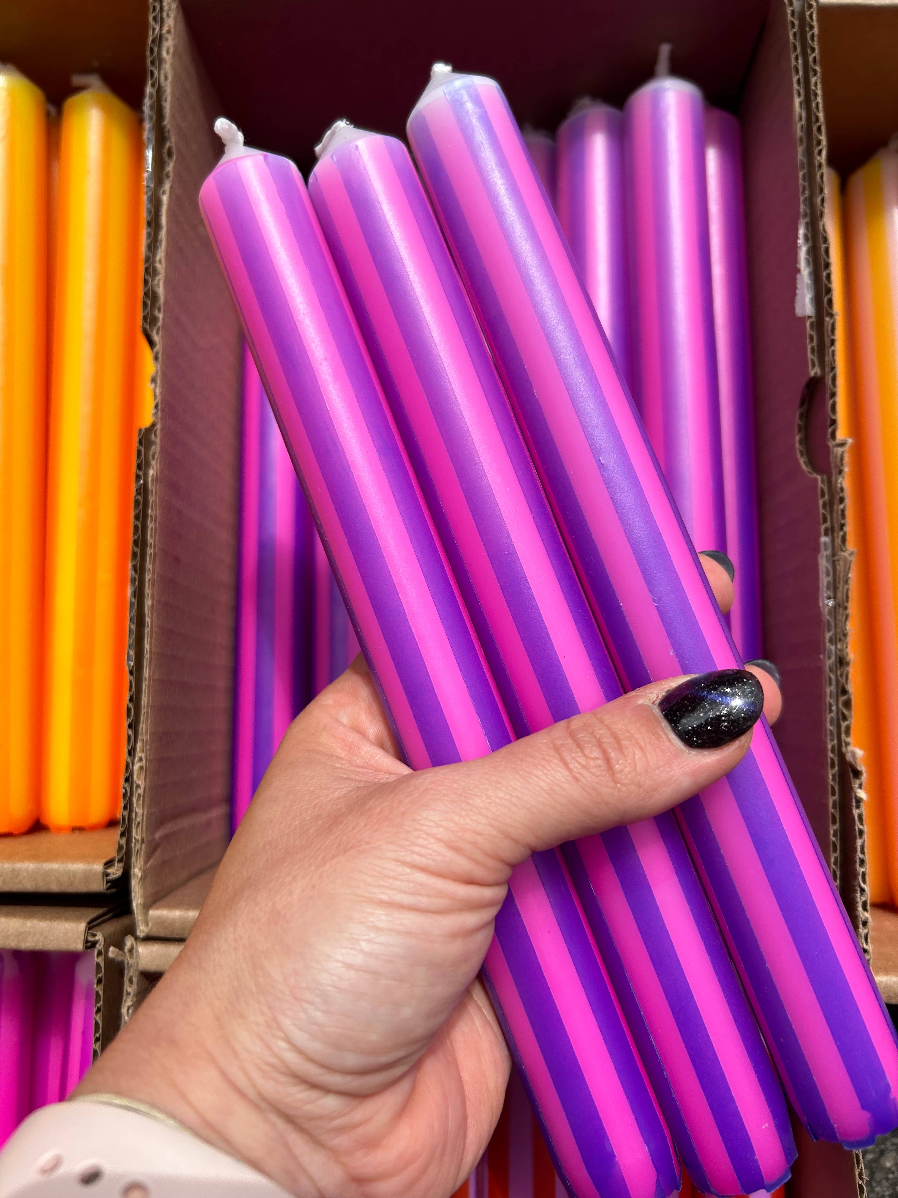 The Colour Emporium - Wholesale Tapered candle/candlestick - Pinstripe Candle individual10