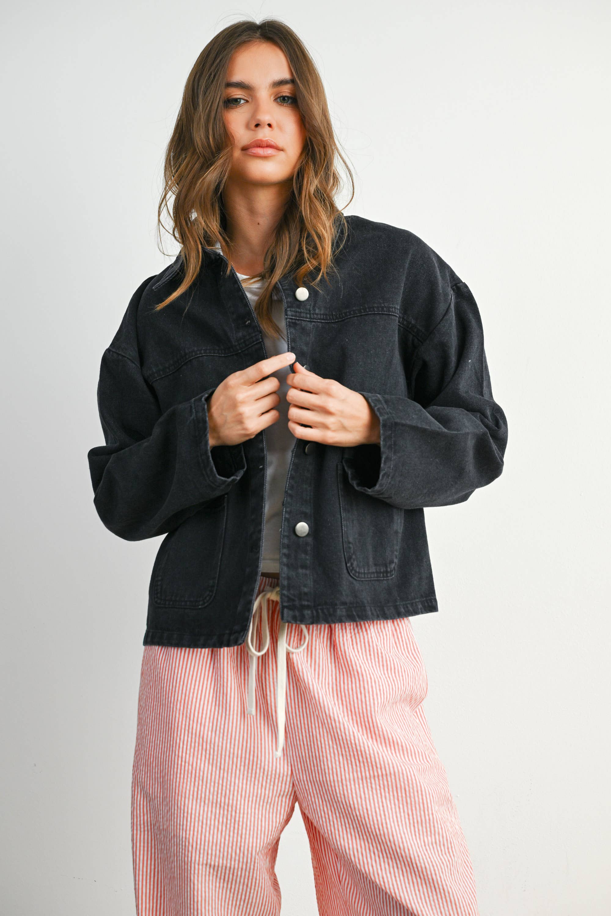 BUTTERMELON - Wholesale Denim Jacket - Women's - Button-Down Jacket with Shirt Collar and Pockets - BMJ782115