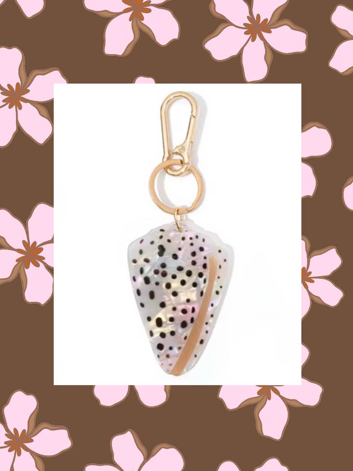 Porte-clés coquillage cône puce pour la vente par The Coconut Collective