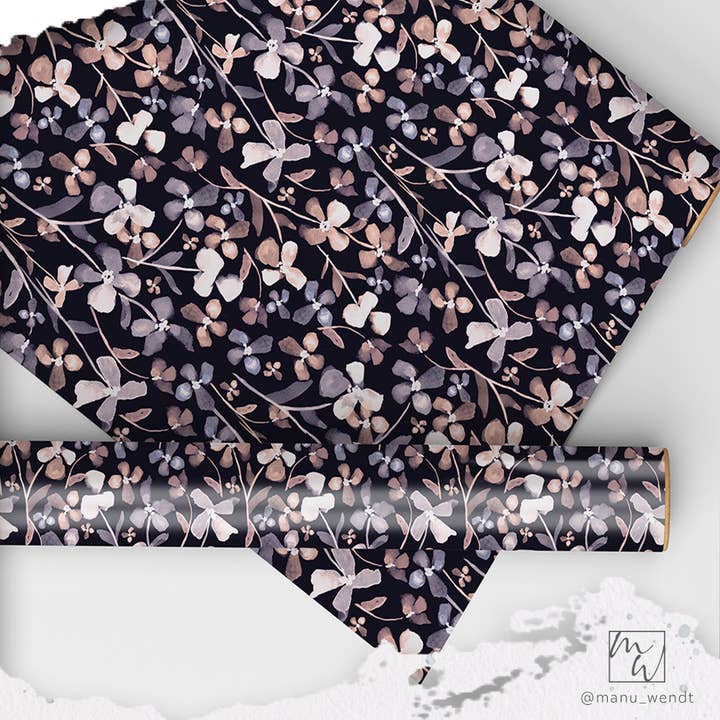 Florales Geschenkpapier CLARA Dark für den Großhandel von Manu Wendt - Artwork & Illustration