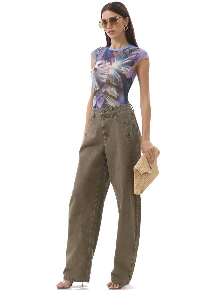 Nina Top - Abstrakte Orchidee für den Großhandel von AFRM