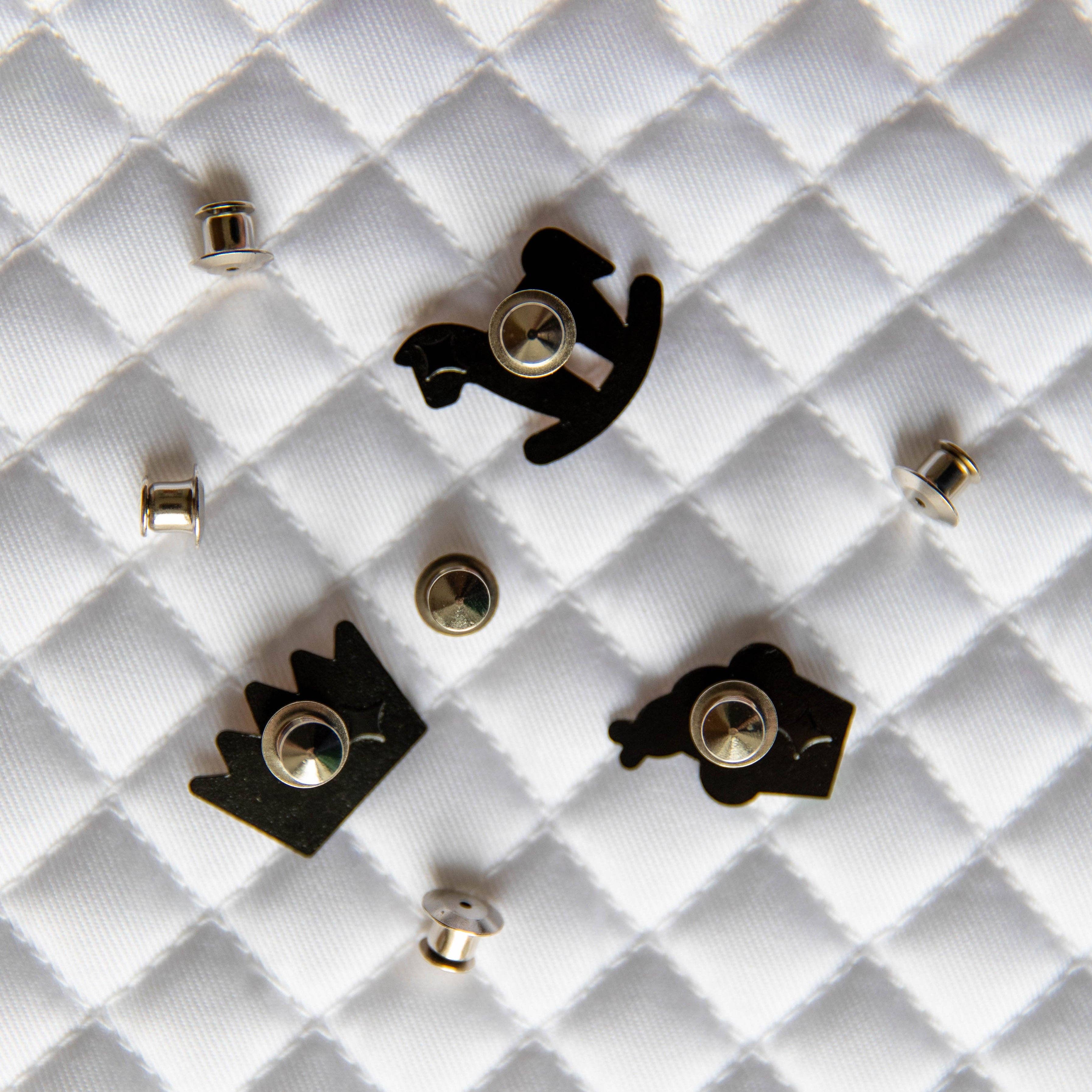 Pinsnickety - Wholesale Horseback Riding Gear - Flying Pig Pins5