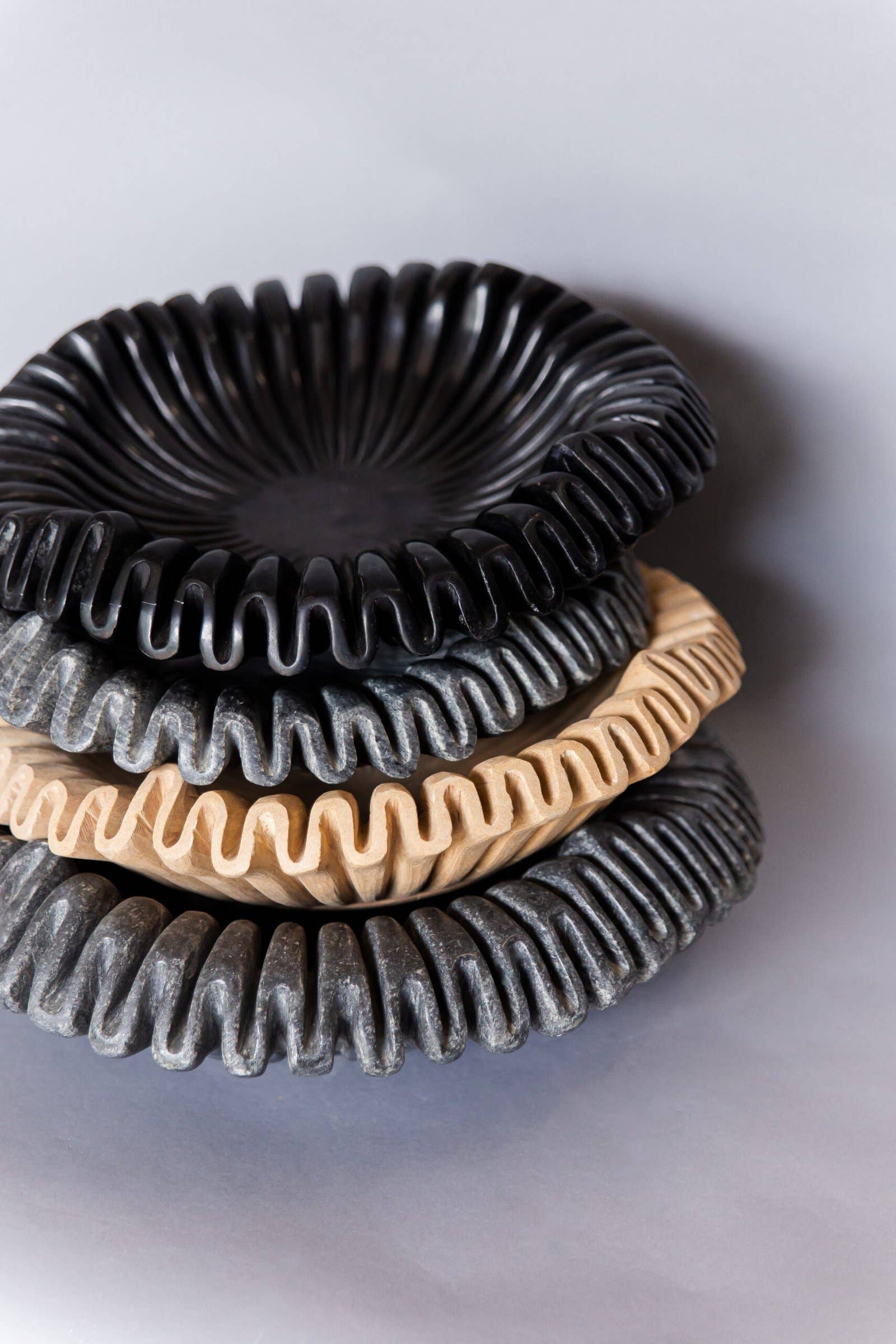 Curated Studio - Wholesale Decorative Plate/Dish/Bowl - Marble Ruffled Bowls2