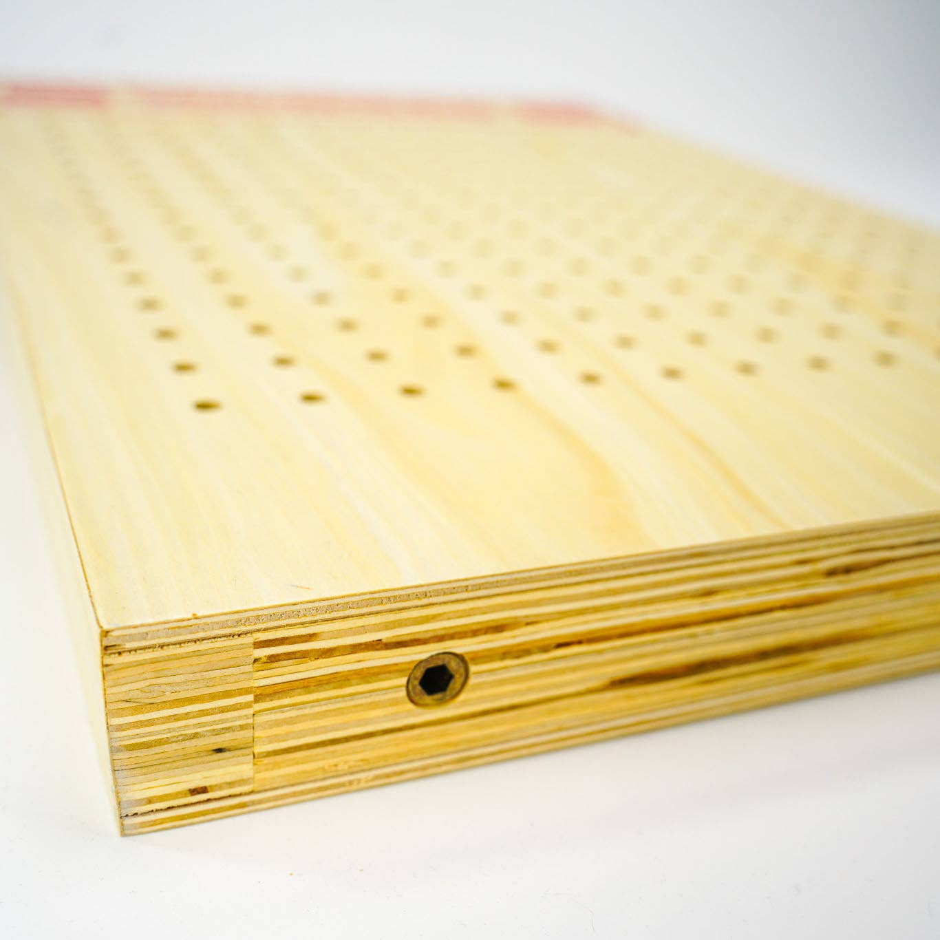 BMBL Belts - Venta al por mayor Expositor- Accesorios - Expositor de madera perforada 7