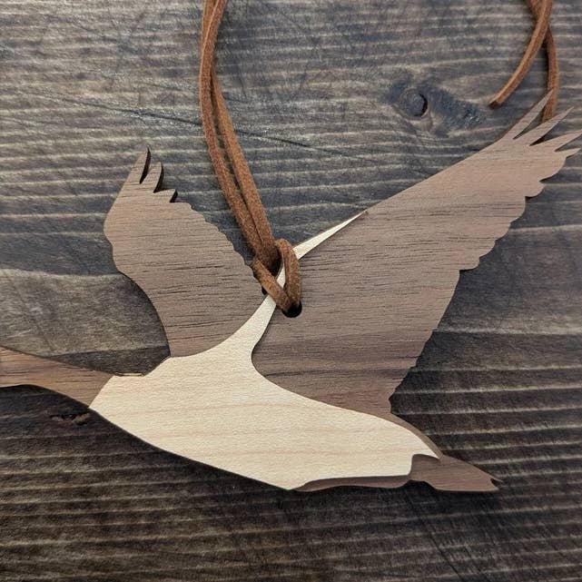 Foxwood Gifts Canada - Vente Objets de décoration - Ornement Oie du Canada - Bois d'érable - Souvenir fabriqué au Canada1
