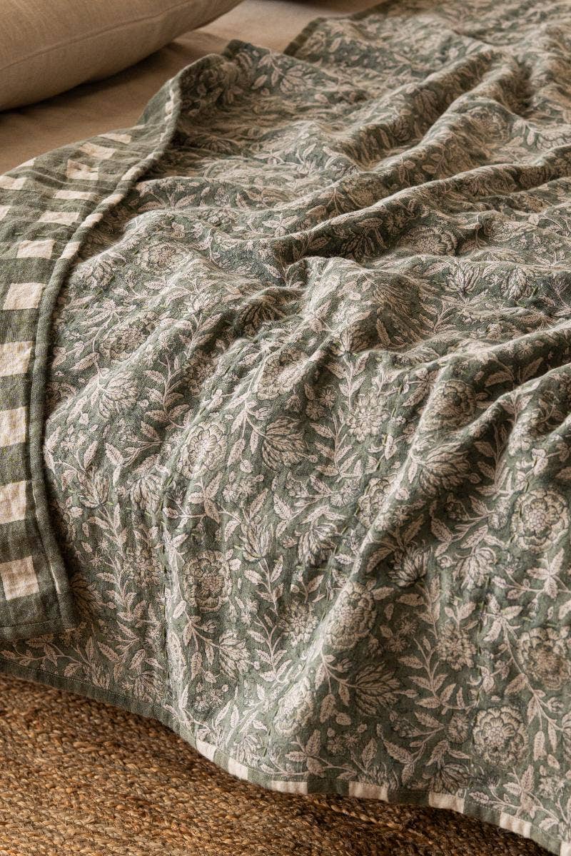 Live Linen - Wholesale Quilt - Block Printed Sorrel Linen Quilt – Reversible Design2