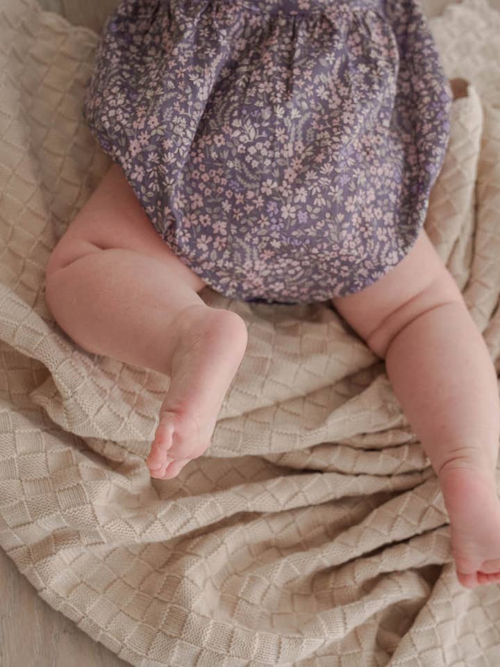 RAI & CO – Engroshandel Romper - Baby – Eliza Blomstret Buksedragt1