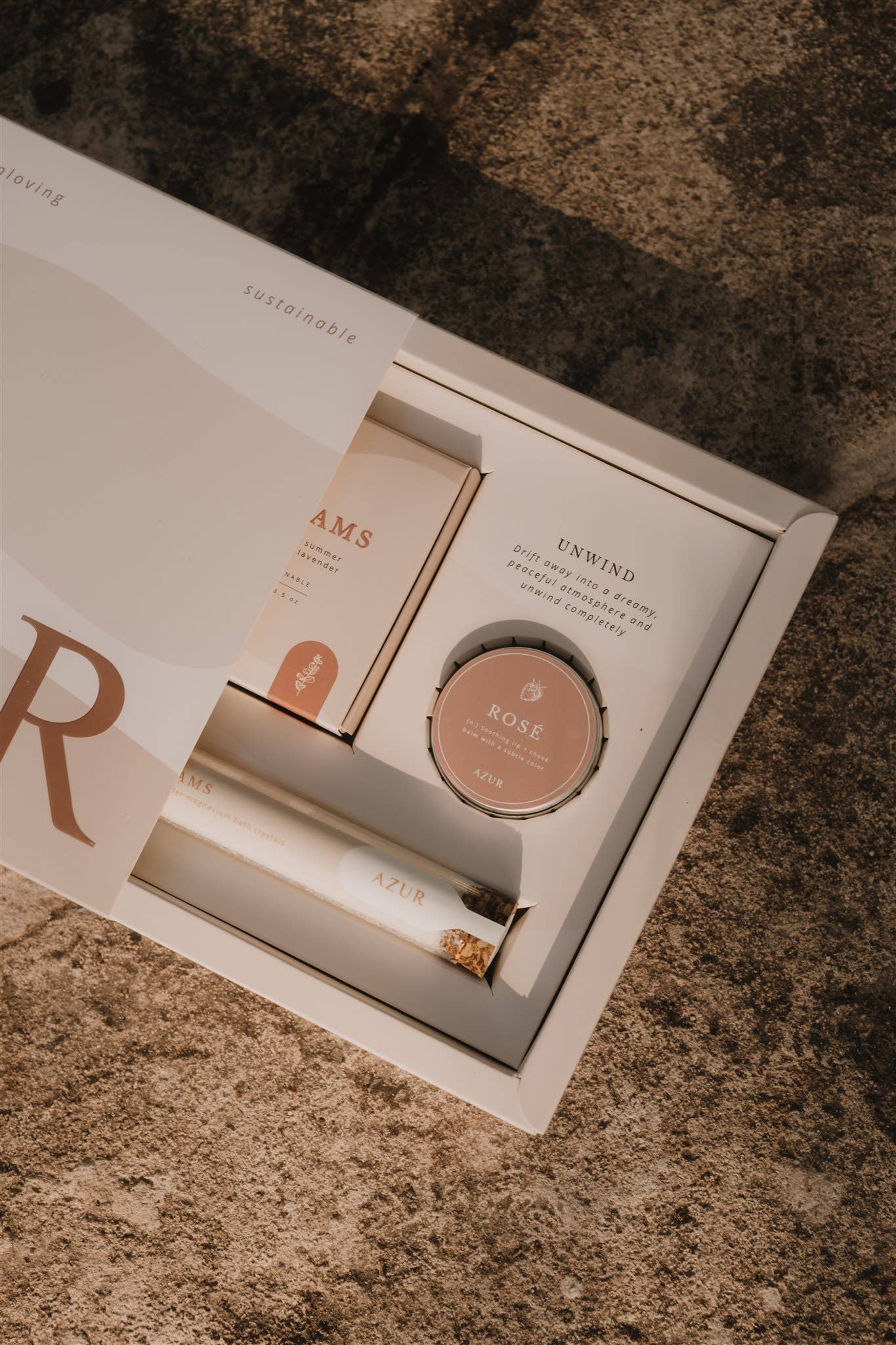 Azur Natural Bodycare BV - Wholesale Bath & Body Set - UNWIND gift set2