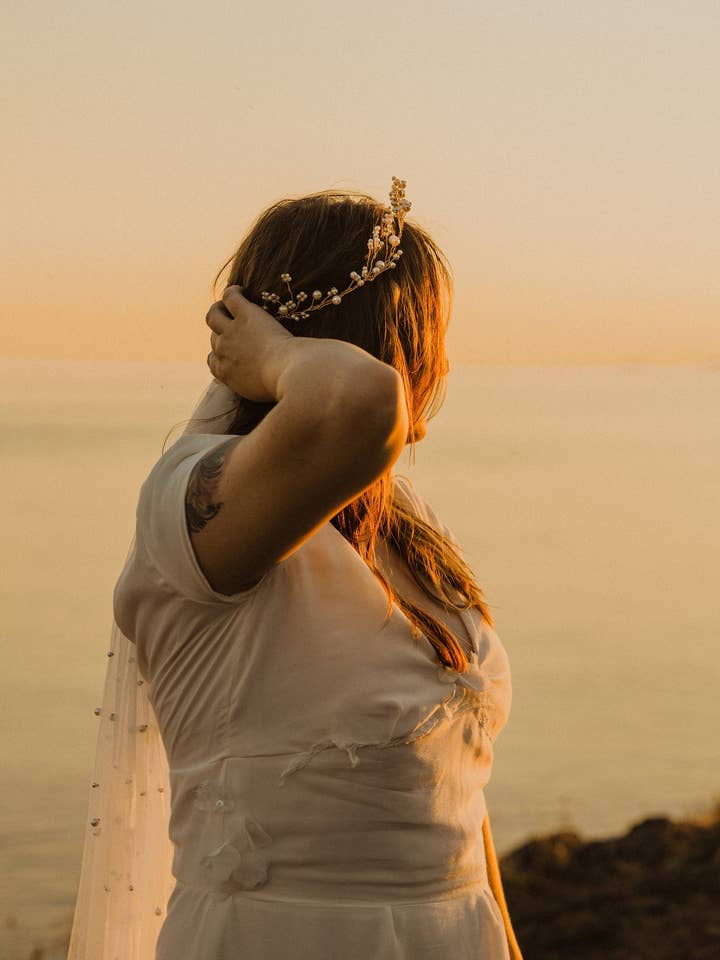 Corona da sposa in perle/tiara di perle/oro, argento o oro rosa per la vendita all'ingrosso da parte di Rose Red Bridal