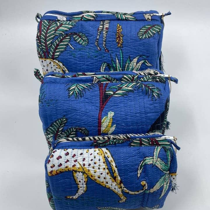 Funky Yak Ltd – wholesale Sminkväska – 100% bomull vadderad necessär set om 3 små, medelstora och stora2