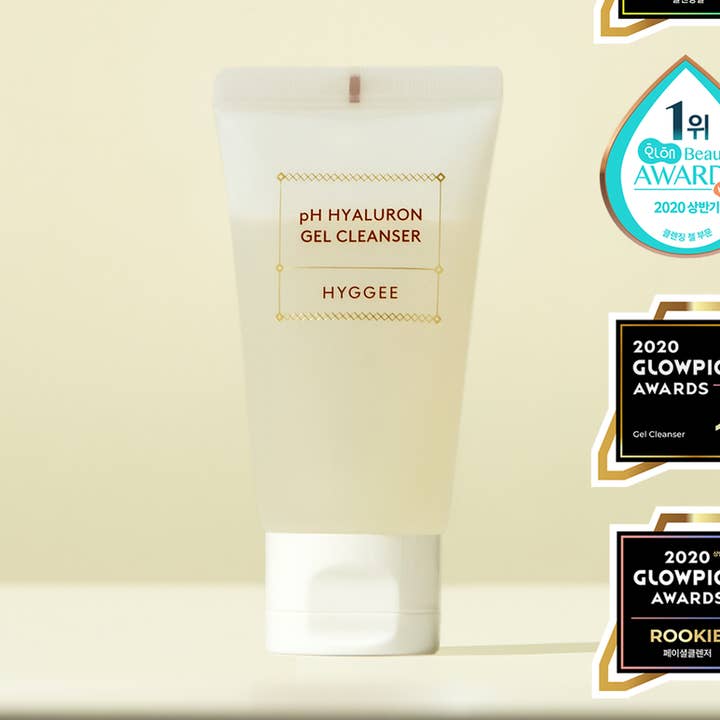 pH Hyaluron Gel Cleanser 50ml for wholesale by HYGGEE