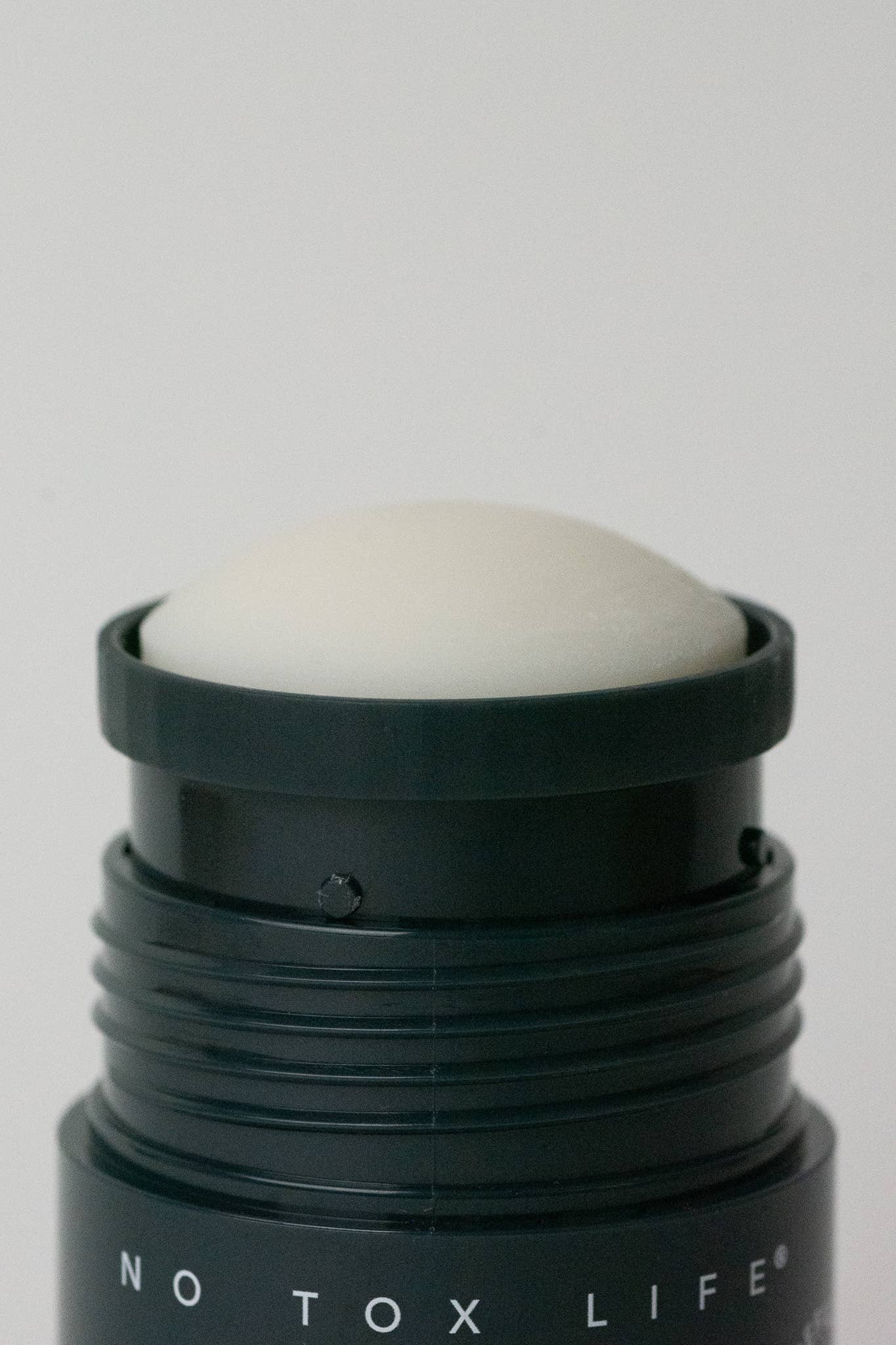 No Tox Life – wholesale Deodorant - Unisex – SOLIDSILK® Deodorant Påfyllningskapsel (Earl Grey) - No Tox Life1