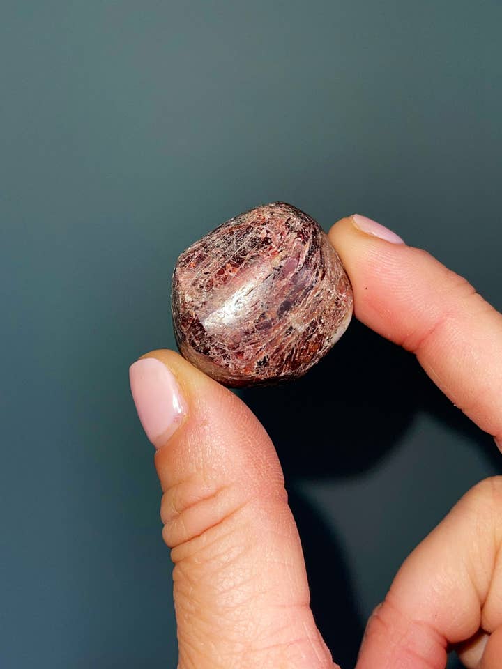Natural Garnet, Red Garnet Tumbles, Heart Chakra January for wholesale by Tumbledshop