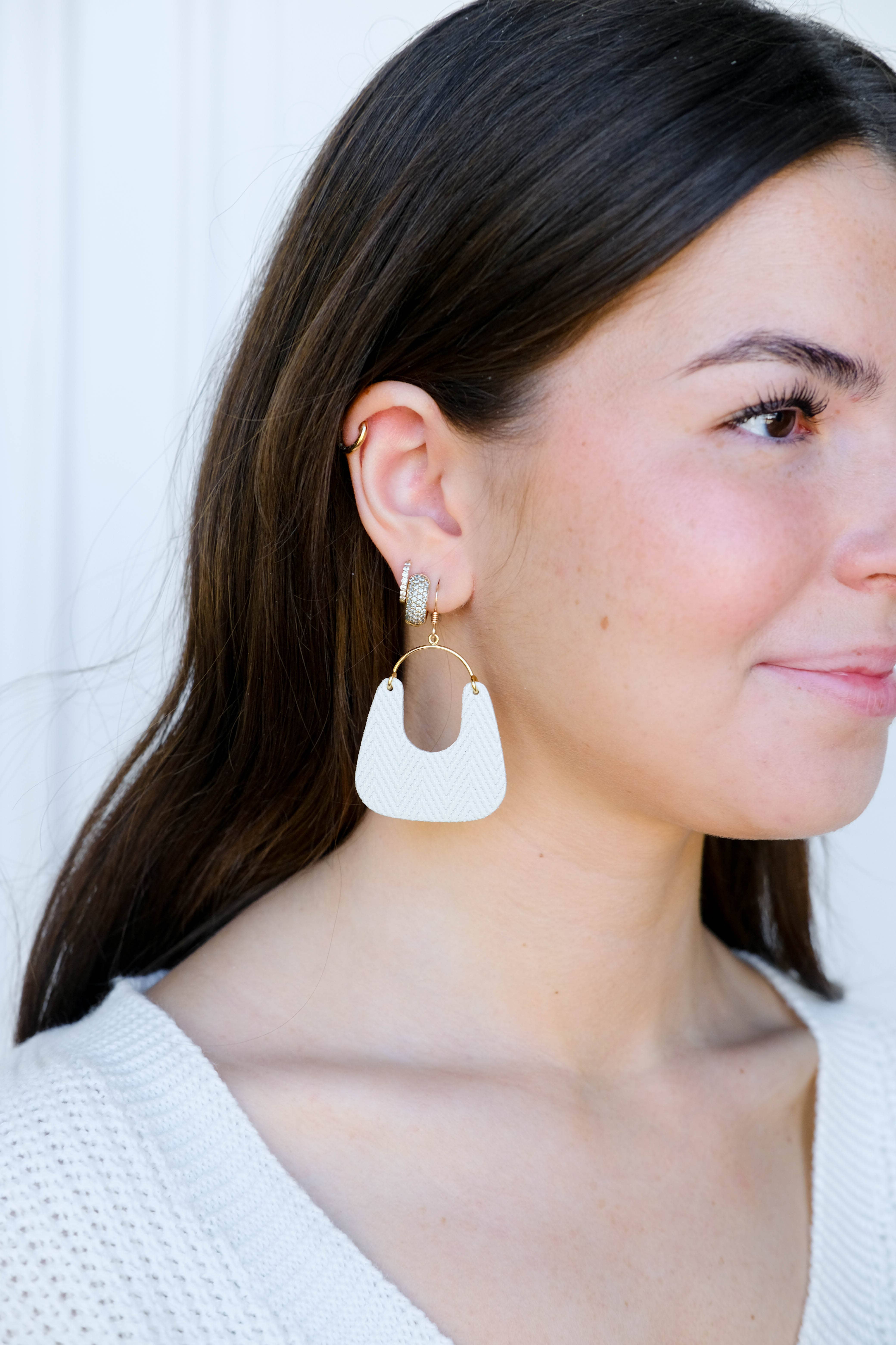 Nickel and Suede - Venta al por mayor Pendientes colgantes - Soft Pearl Noras3